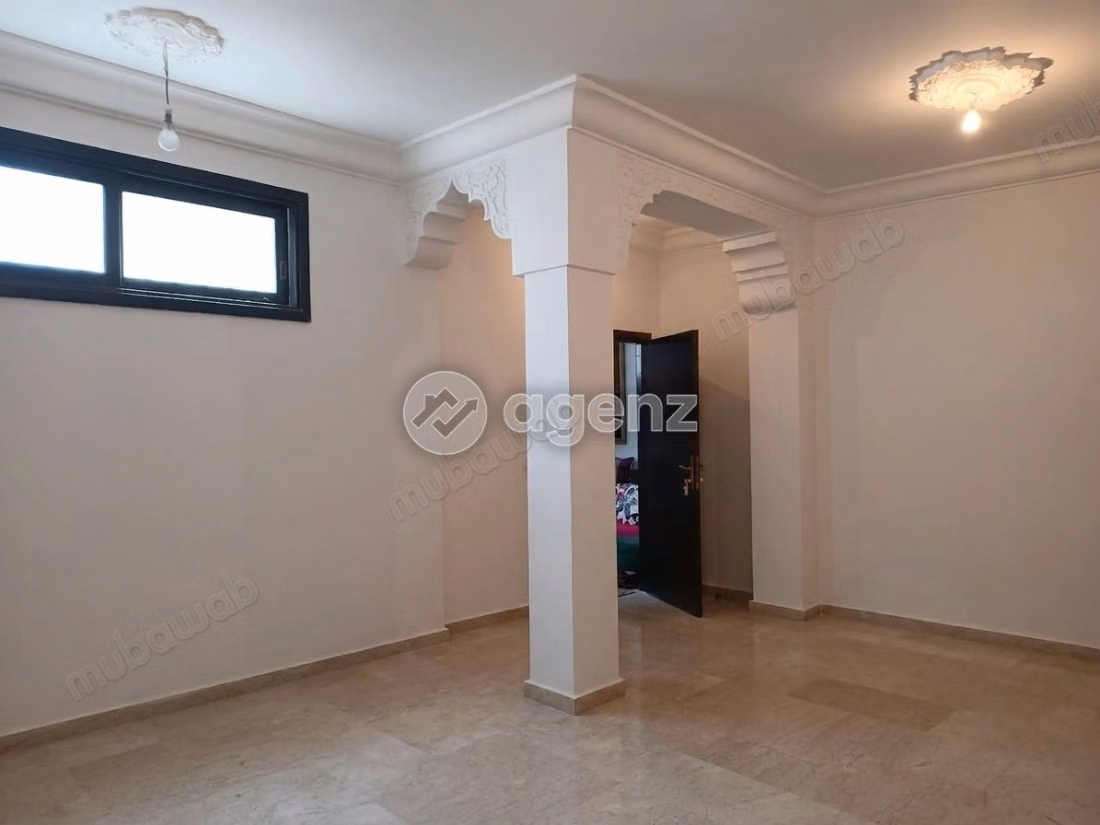 Duplex for sale 237 m², 7 bedrooms Liberté Casablanca