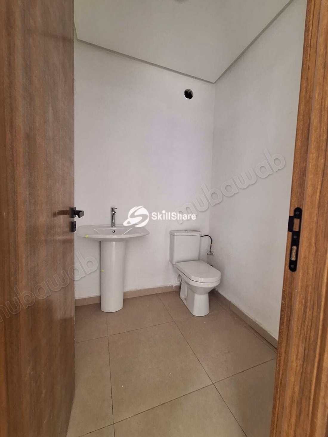 Oficina nueva de 50 m² en alquiler en Laymoune