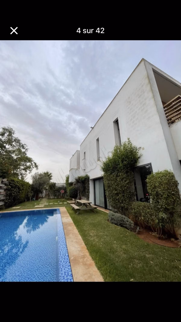 Venta de una villa en La CGI