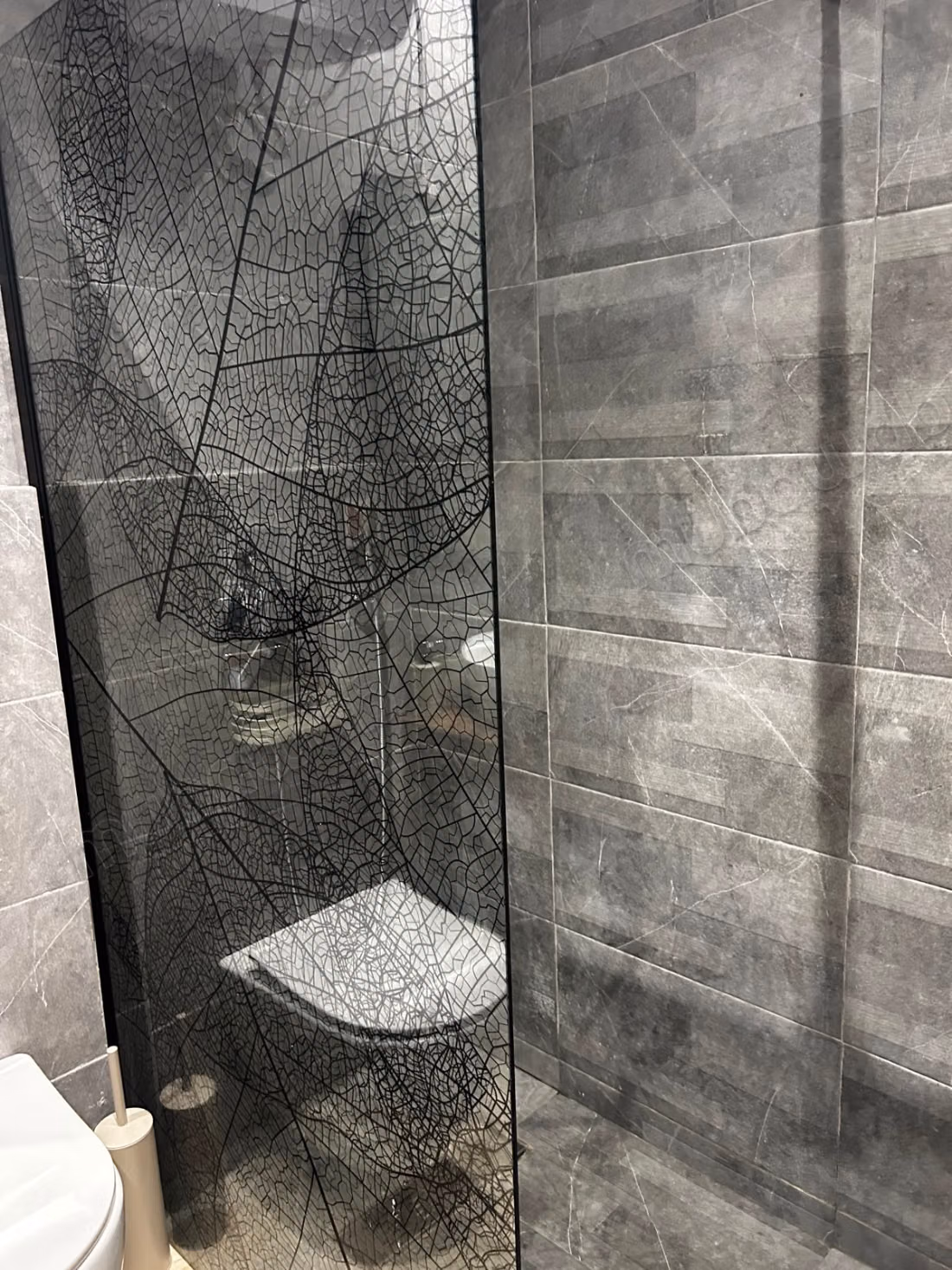 Monolocale arredato con grande balcone a Bourgogne vicino a Tantan