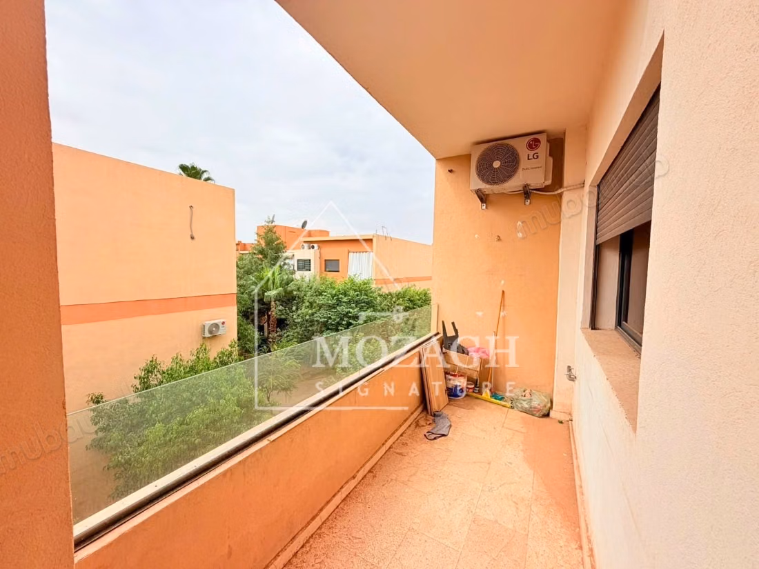 Magnifique appartement sur résidence piscine à Targa