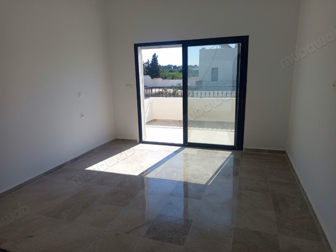 Villa in vendita – Zona Craxi 390 m²