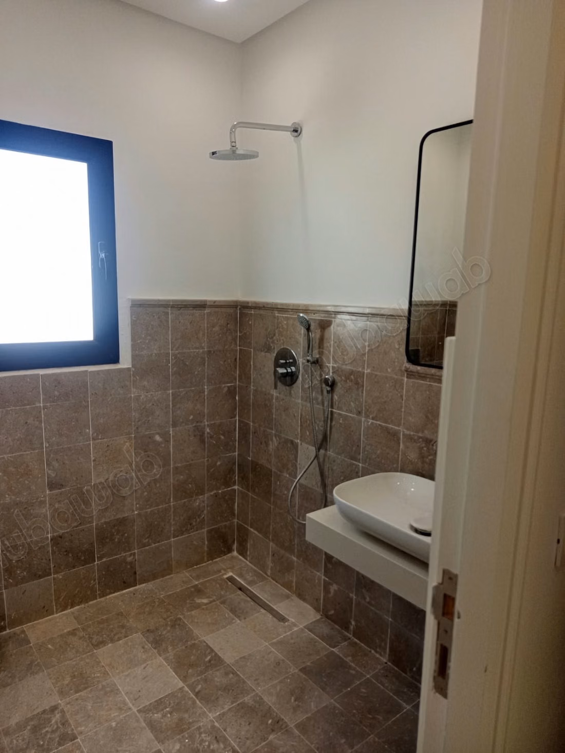 Villa in vendita – Zona Craxi 390 m²