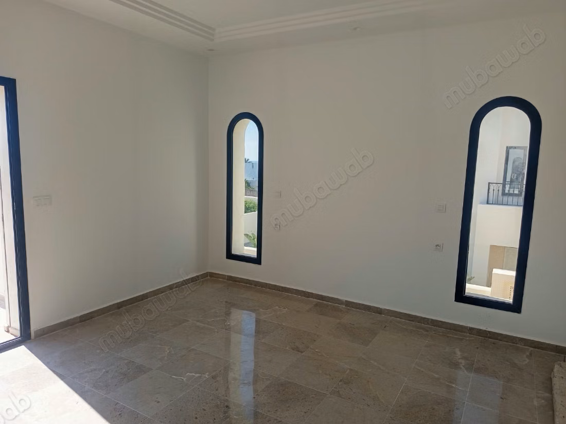 Villa in vendita – Zona Craxi 390 m²