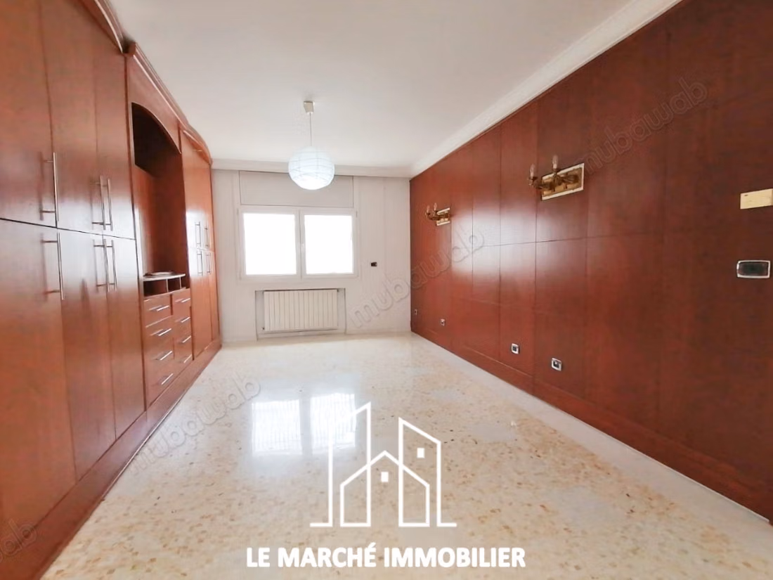 A louer villa de charme en s5 au menzah 9