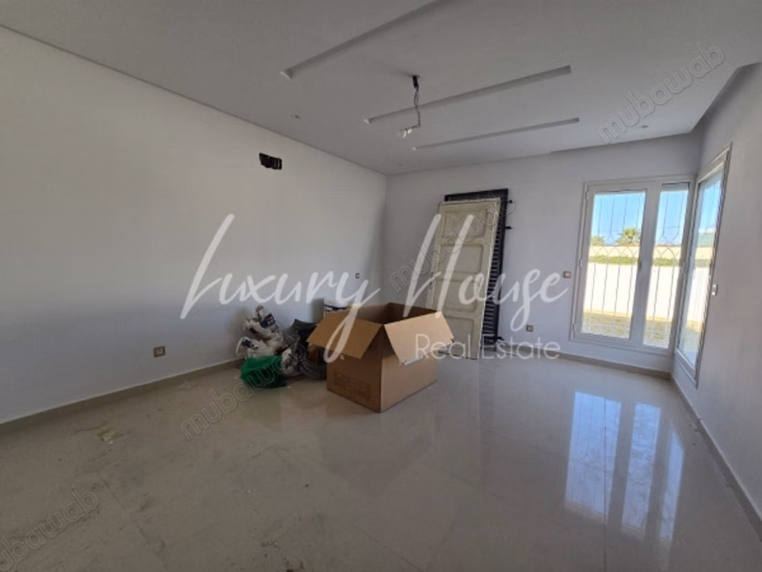 Spaziosa villa S4 con giardino e piscina a Chotra