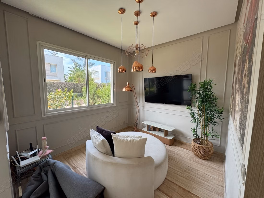Villa in a row on 3 levels for sale