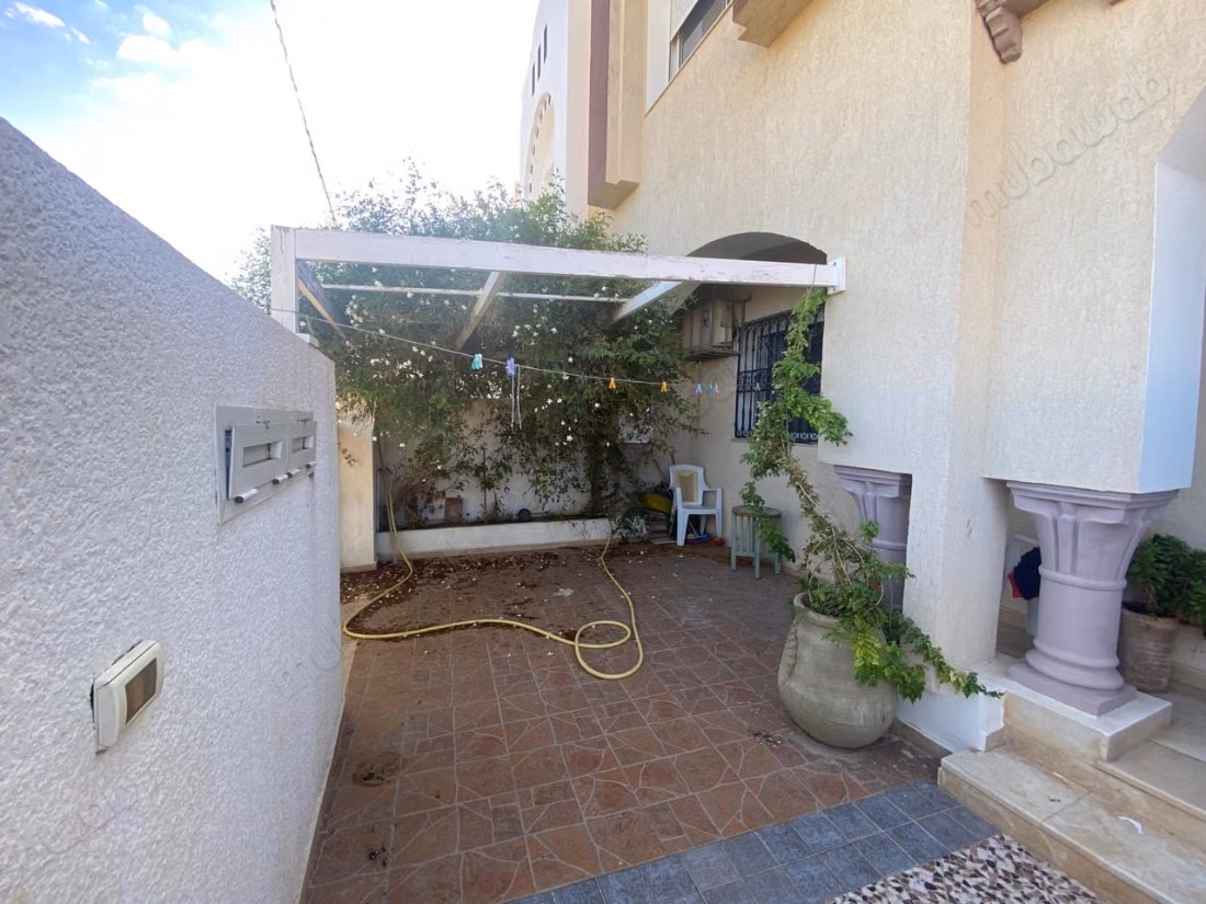 Villa à vendre à Cité Merdes, Kélibia
