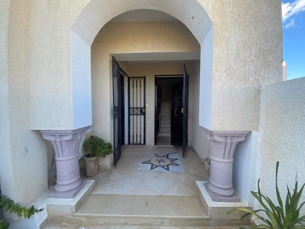 Villa à vendre à Cité Merdes, Kélibia