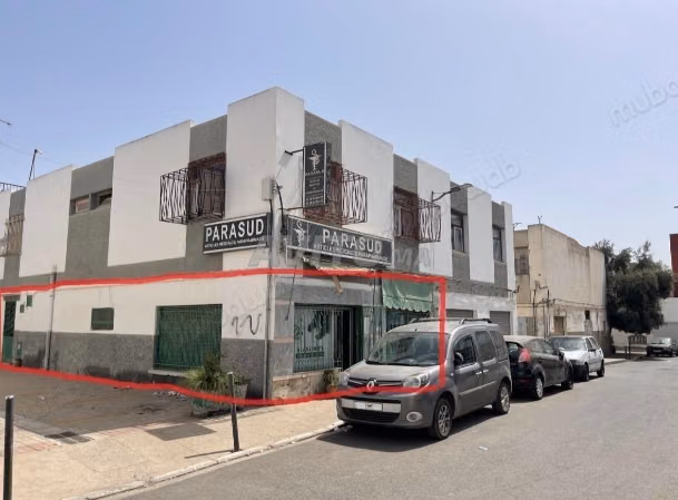 Commercial property for sale in Talborjt. Area 160 m²