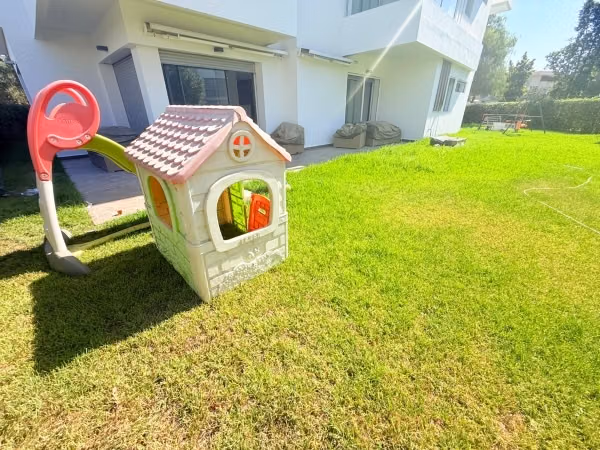 Appartamento eccezionale al piano giardino a Prestigia 4 camere
