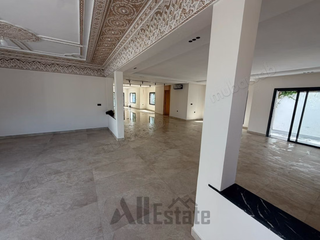 For Rent - Villa in Hay Riad, Sector 1 - Rabat