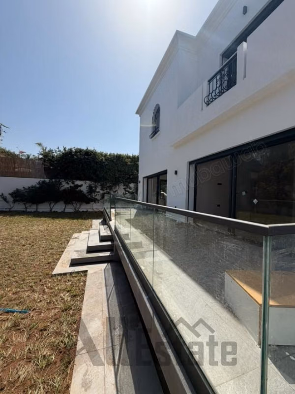 À Louer Villa rénové à Hay Riad, – Rabat