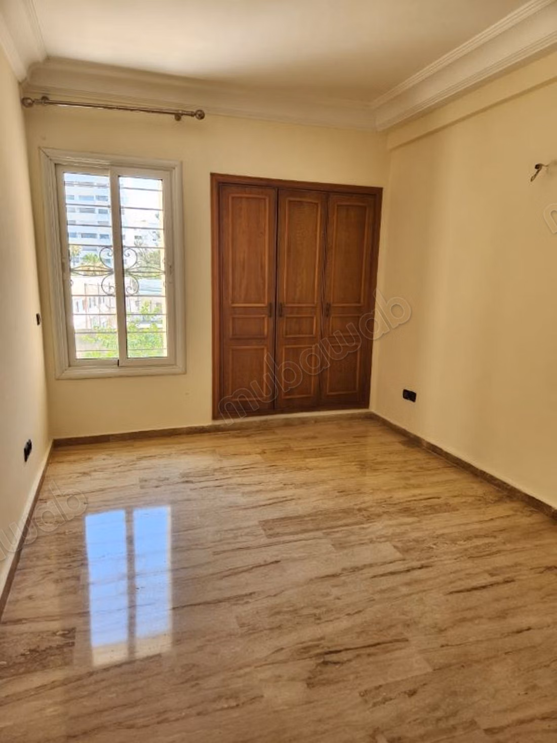 Apartamento vacío de lujo de 82m2 en Bd Anfa cerca del liceo Lyautey