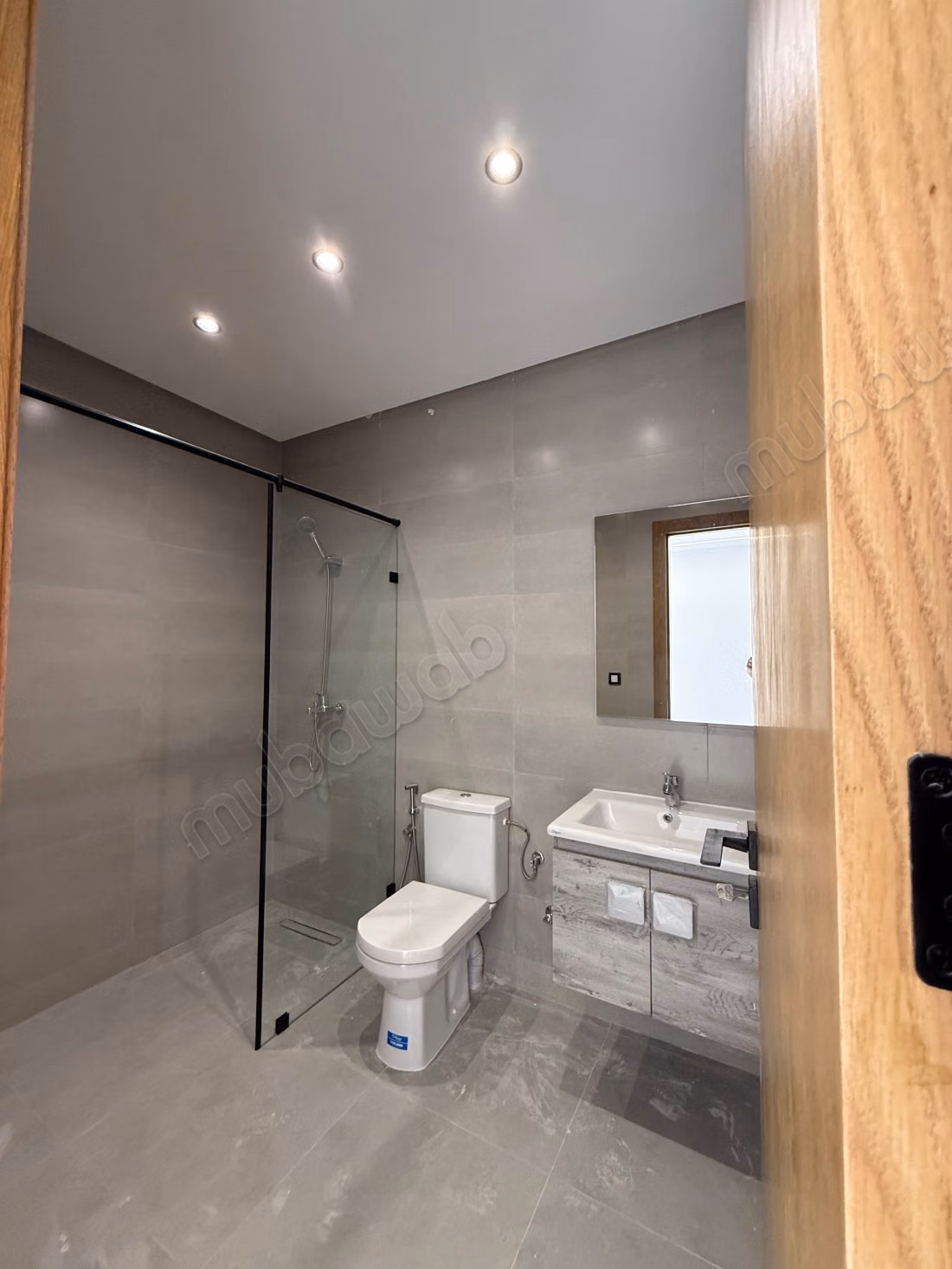 Beautiful apartment for sale in Martil. 2 rooms. Large balcony