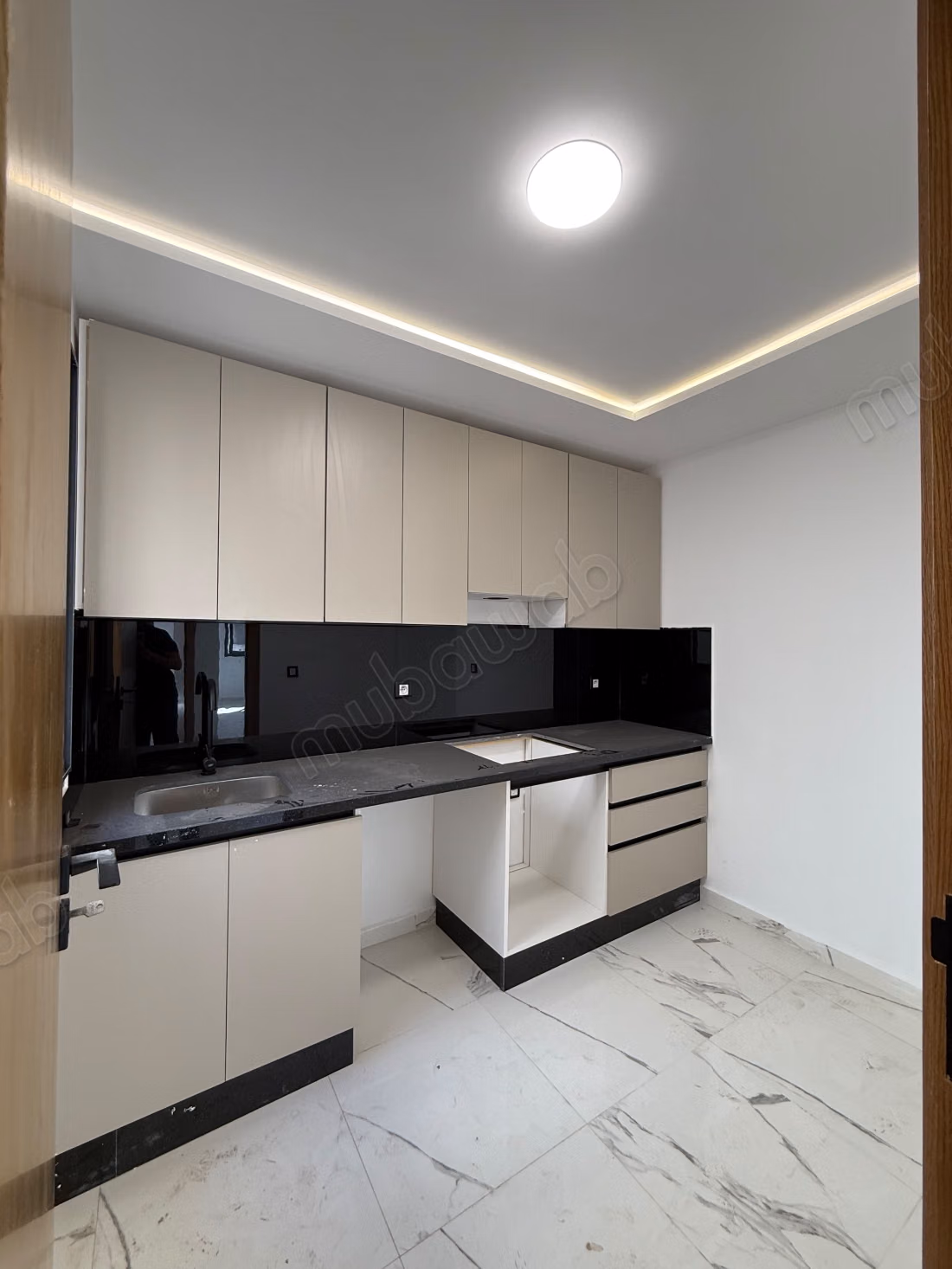 Beautiful apartment for sale in Martil. 2 rooms. Large balcony