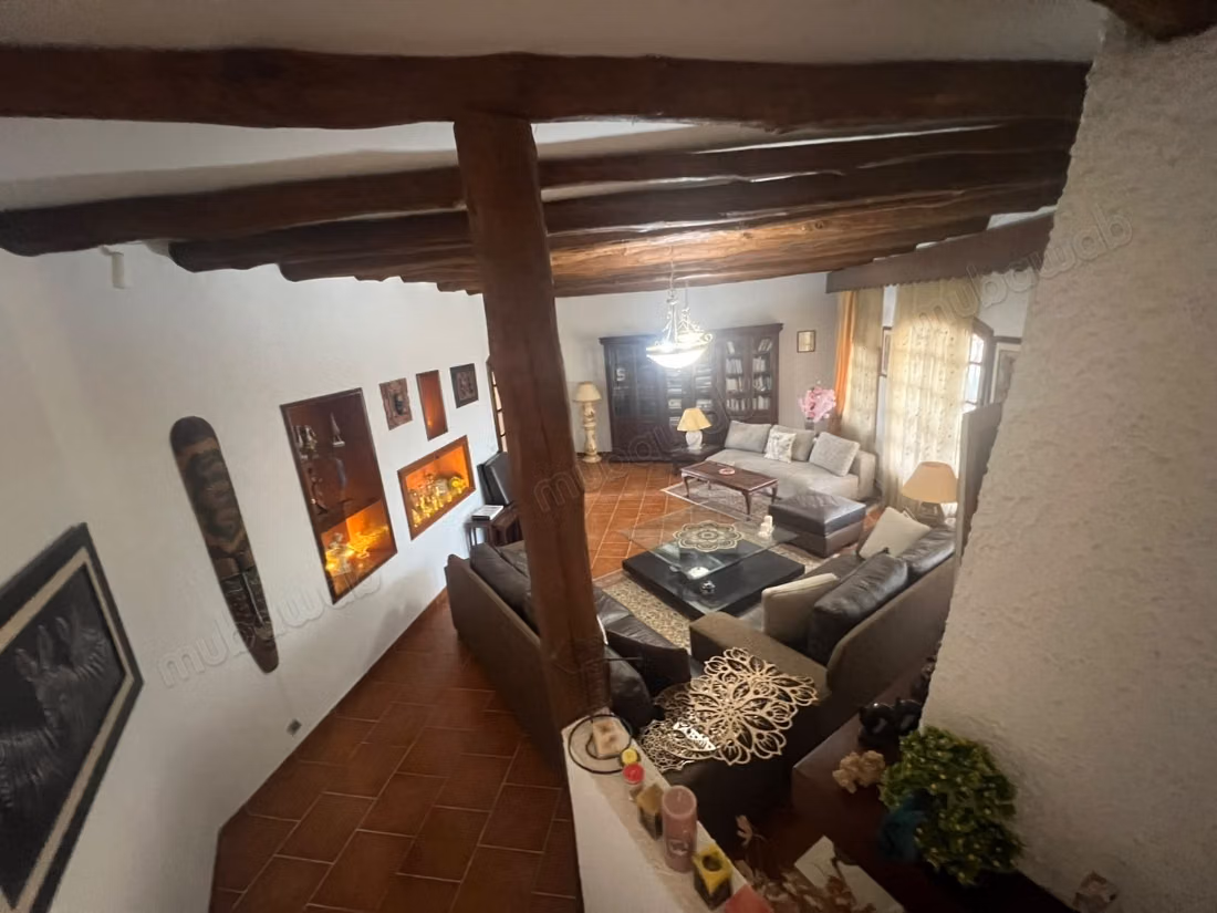 A vente villa plain pied avec piscine