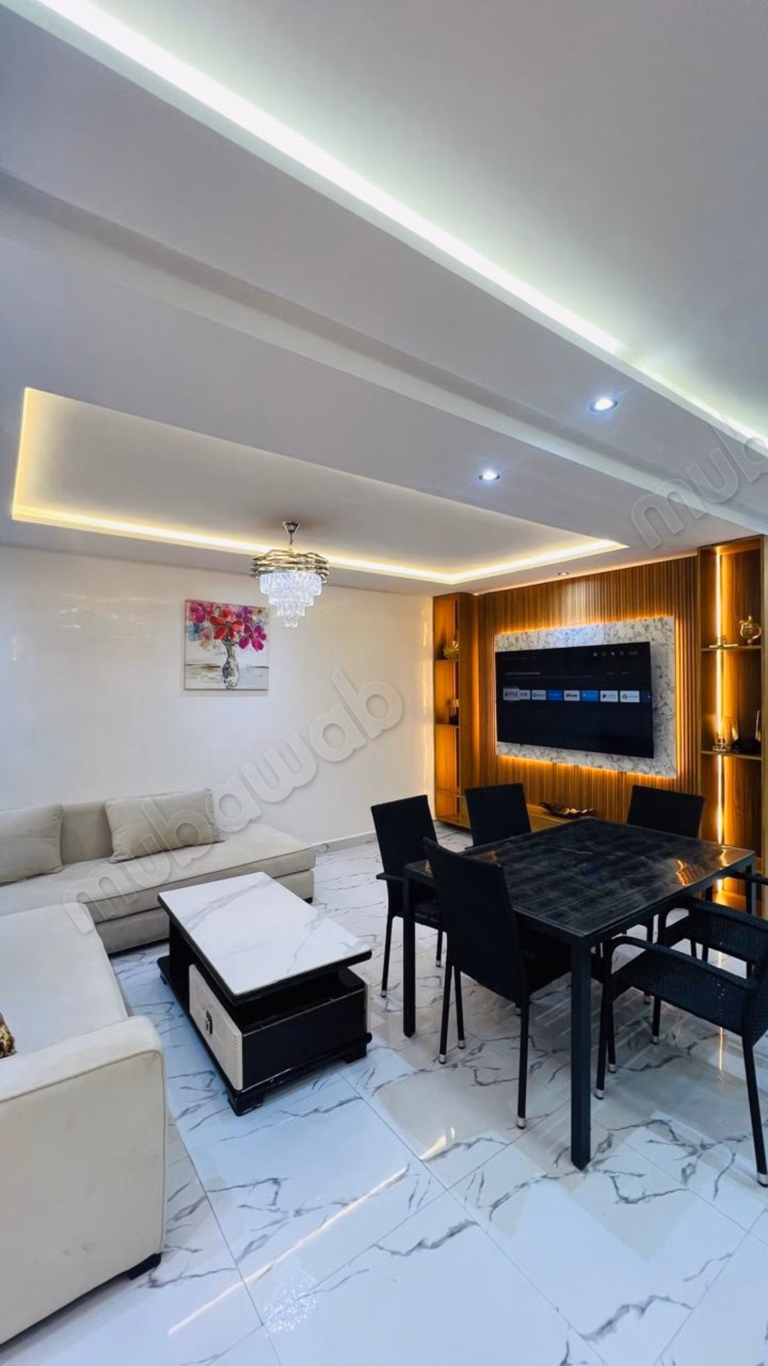 Luxury villa for rent on Casablanca Road. Total area 400 m². Furnished