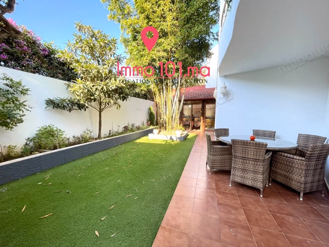 Villa for sale in Wifak