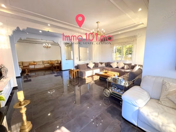 Villa for sale in Wifak