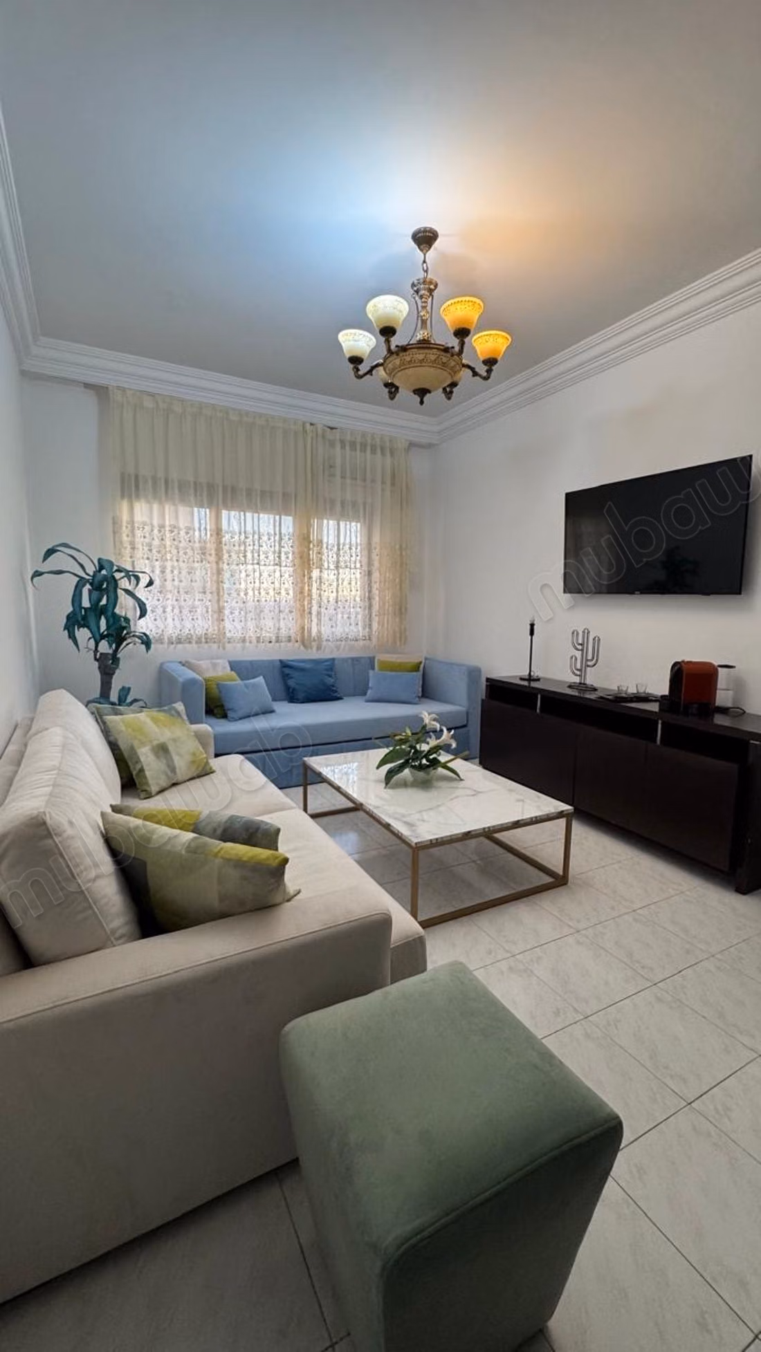 Bonito apartamento en alquiler en Agdal. Superficie de 65 m². Bien amueblado