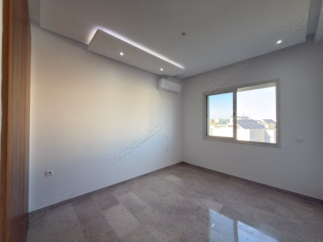 Un appartamento S2 di 90m² a Chotrana 1