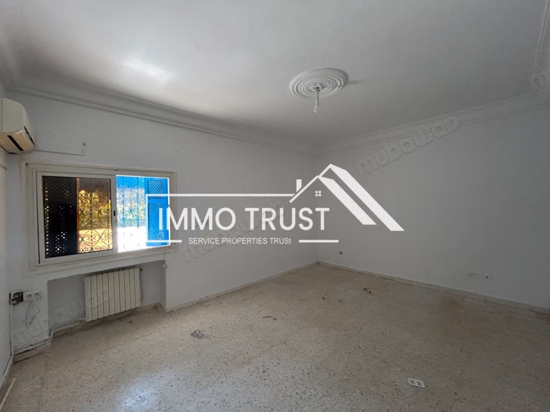 Villa a un piano con giardino a Gammarth superiore