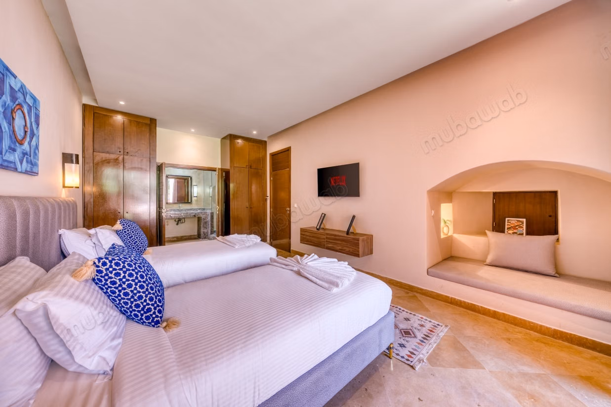 Villa Privada, Lujo y 3 suites, golf Al Maaden
