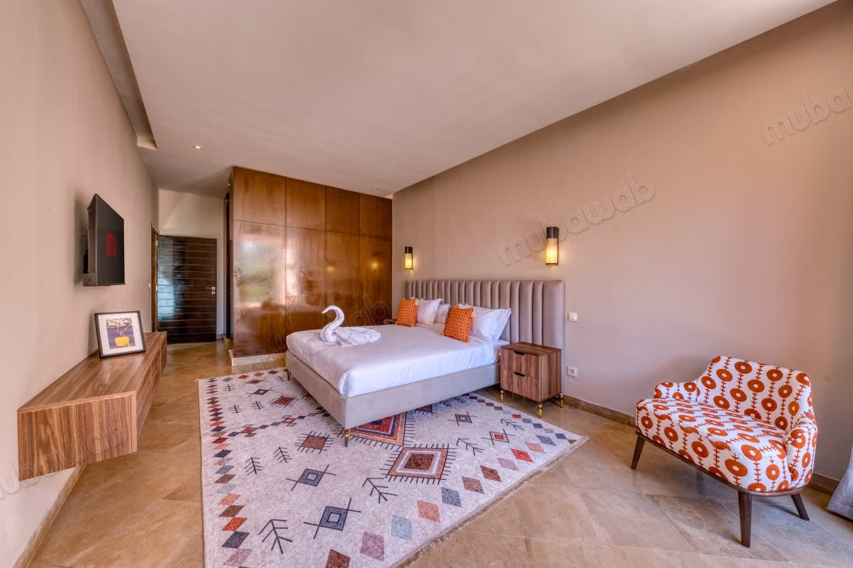 Villa Privada, Lujo y 3 suites, golf Al Maaden