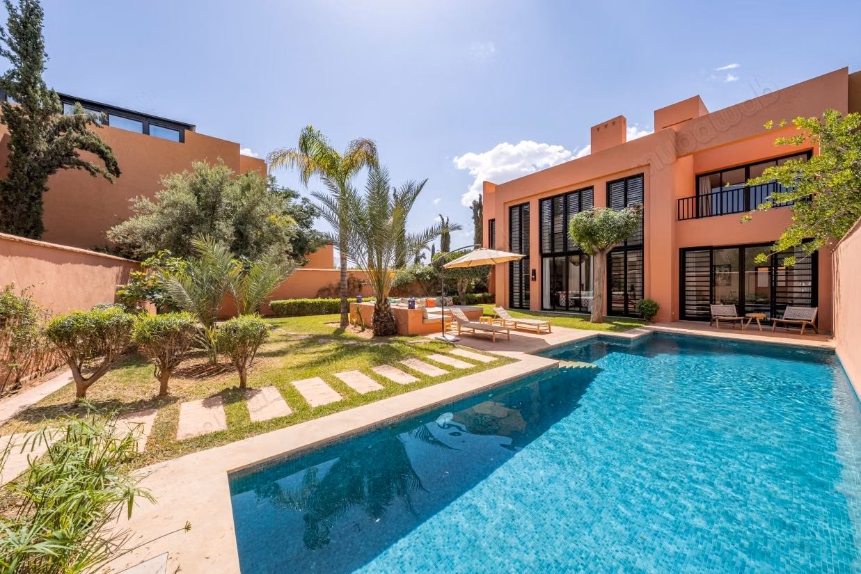 Villa Privada, Lujo y 3 suites, golf Al Maaden
