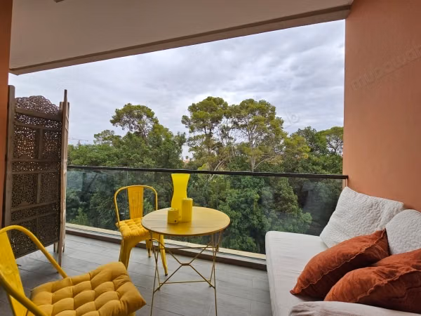 REFINAMIENTO ABSOLUTO. Apartamento sin vistas