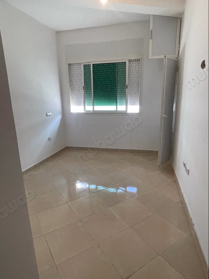 Impresionante apartamento en alquiler en Wifak. Superficie de 108 m². Servicio de conserjería disponible