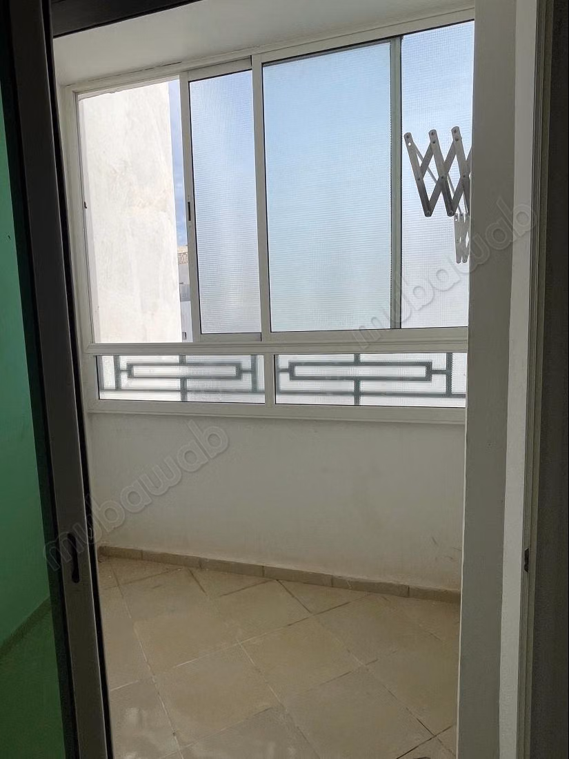 Impresionante apartamento en alquiler en Wifak. Superficie de 108 m². Servicio de conserjería disponible