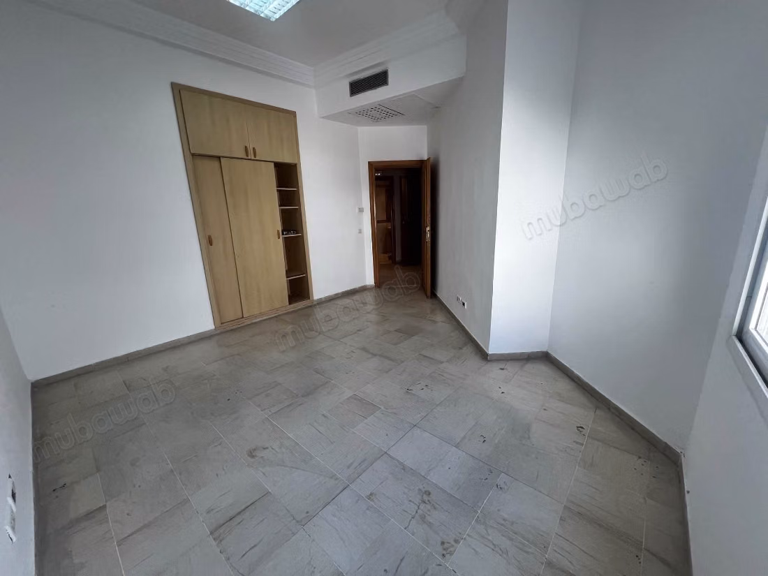 The Lakeshores 1: Office H3 for office use for rent