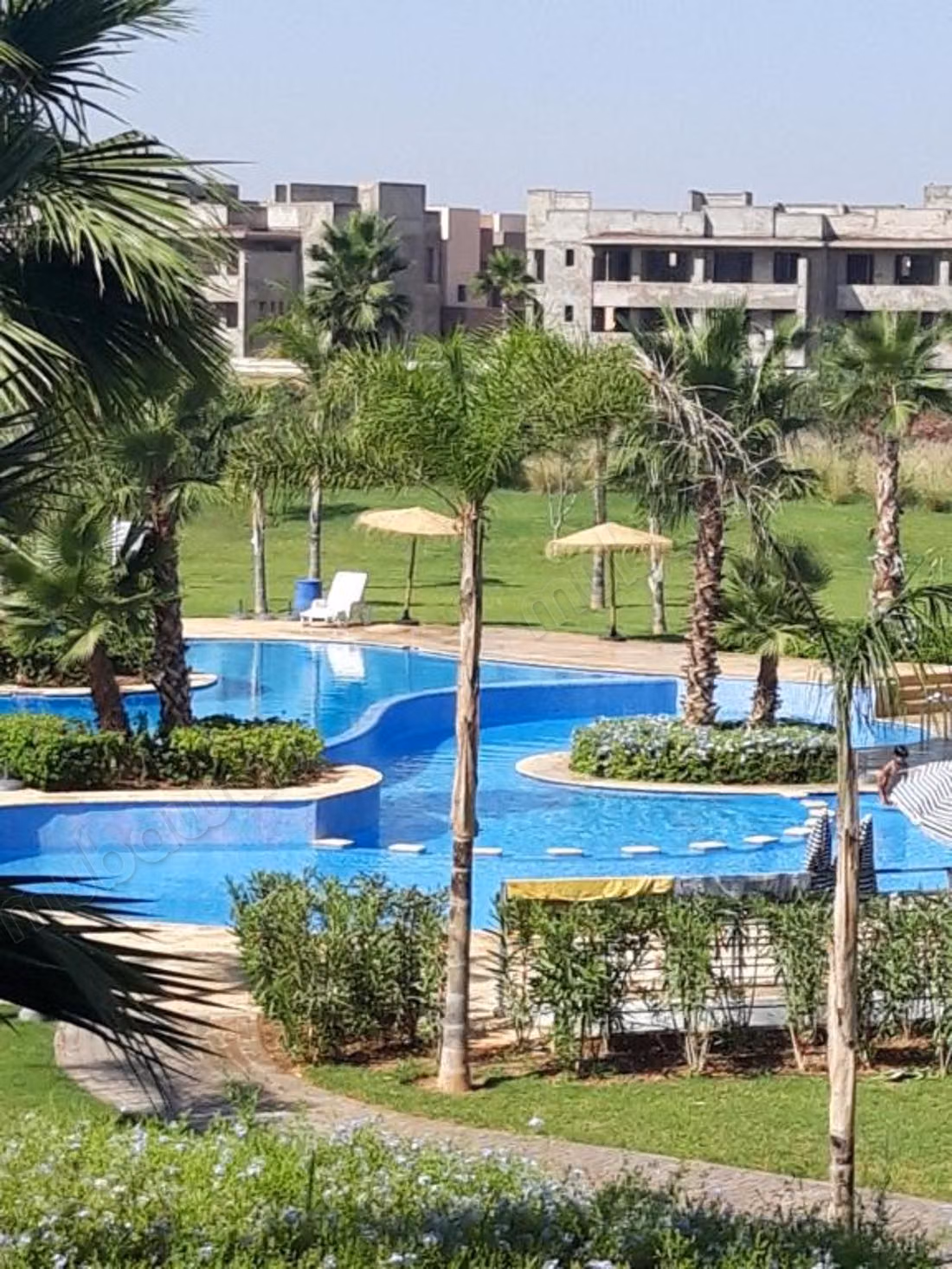 للايجار شقة مفروشة 3 غرف في بريستيجيا