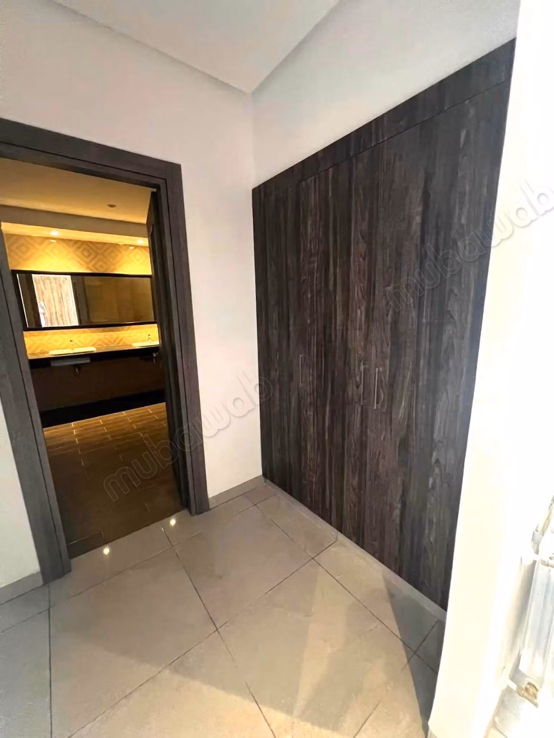 Nord Hilton, a magnificent S3 apartment on the ground floor with garden
