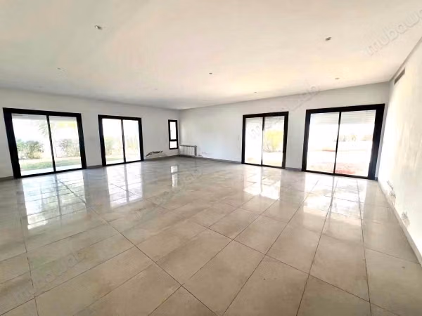 Notre dame mutuelle ville, un magnifique appartement s3 au rez de chaussée avec jardin