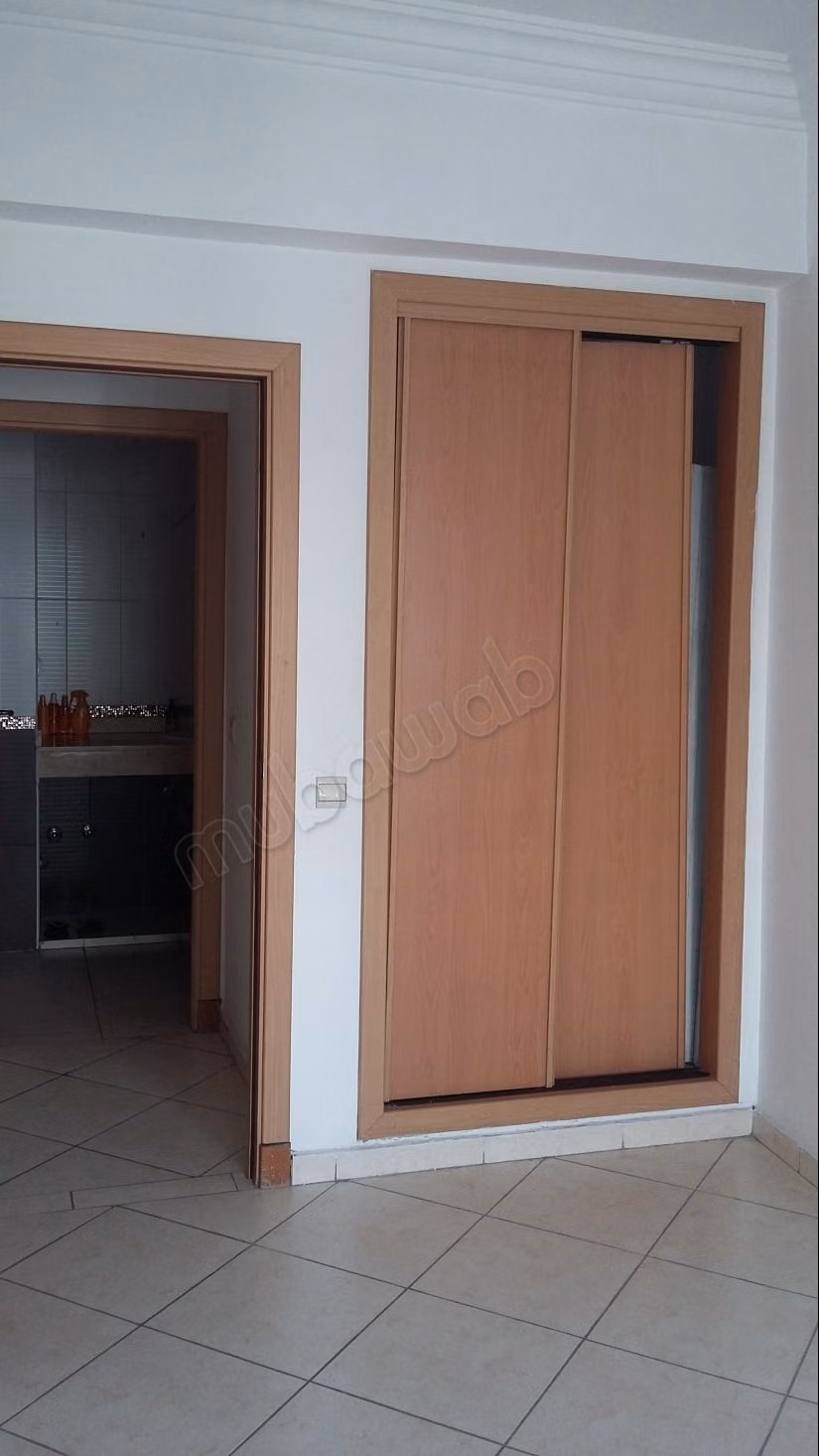 Stunning apartment for sale in Roches Noires. 2 bedrooms. Elevator and terrace