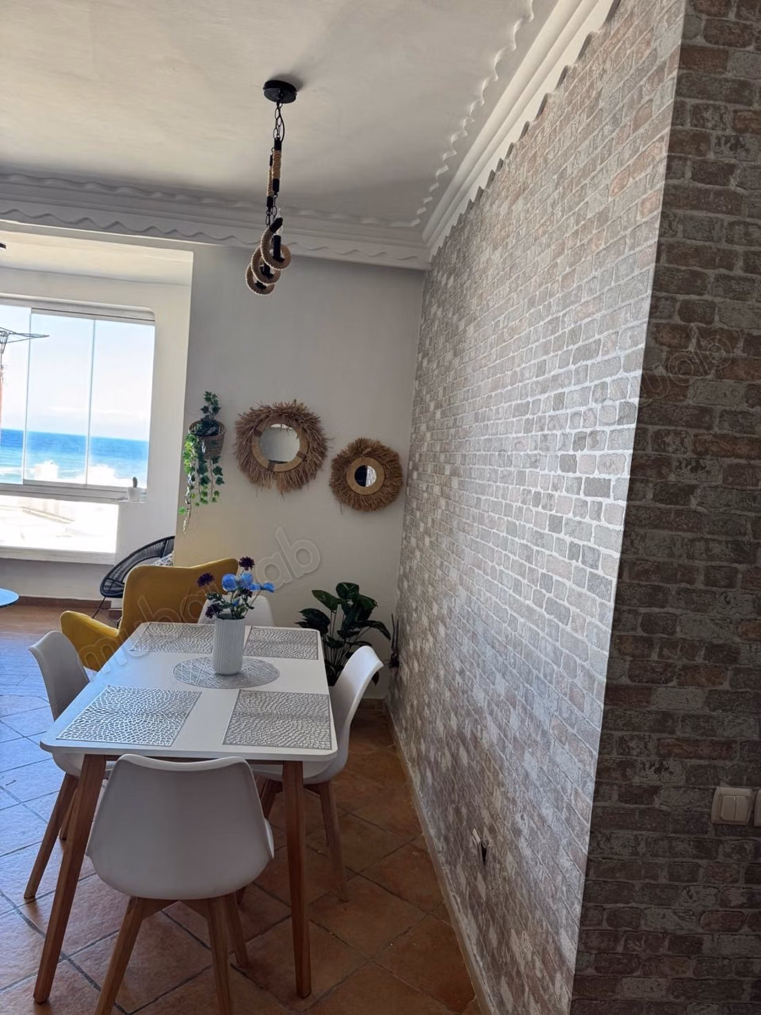Bel appartement en location à Dar Bouazza. 3 pièces. Meublé