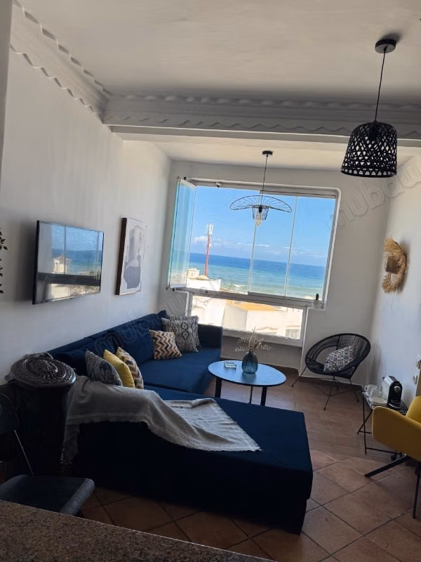 Bel appartement en location à Dar Bouazza. 3 pièces. Meublé