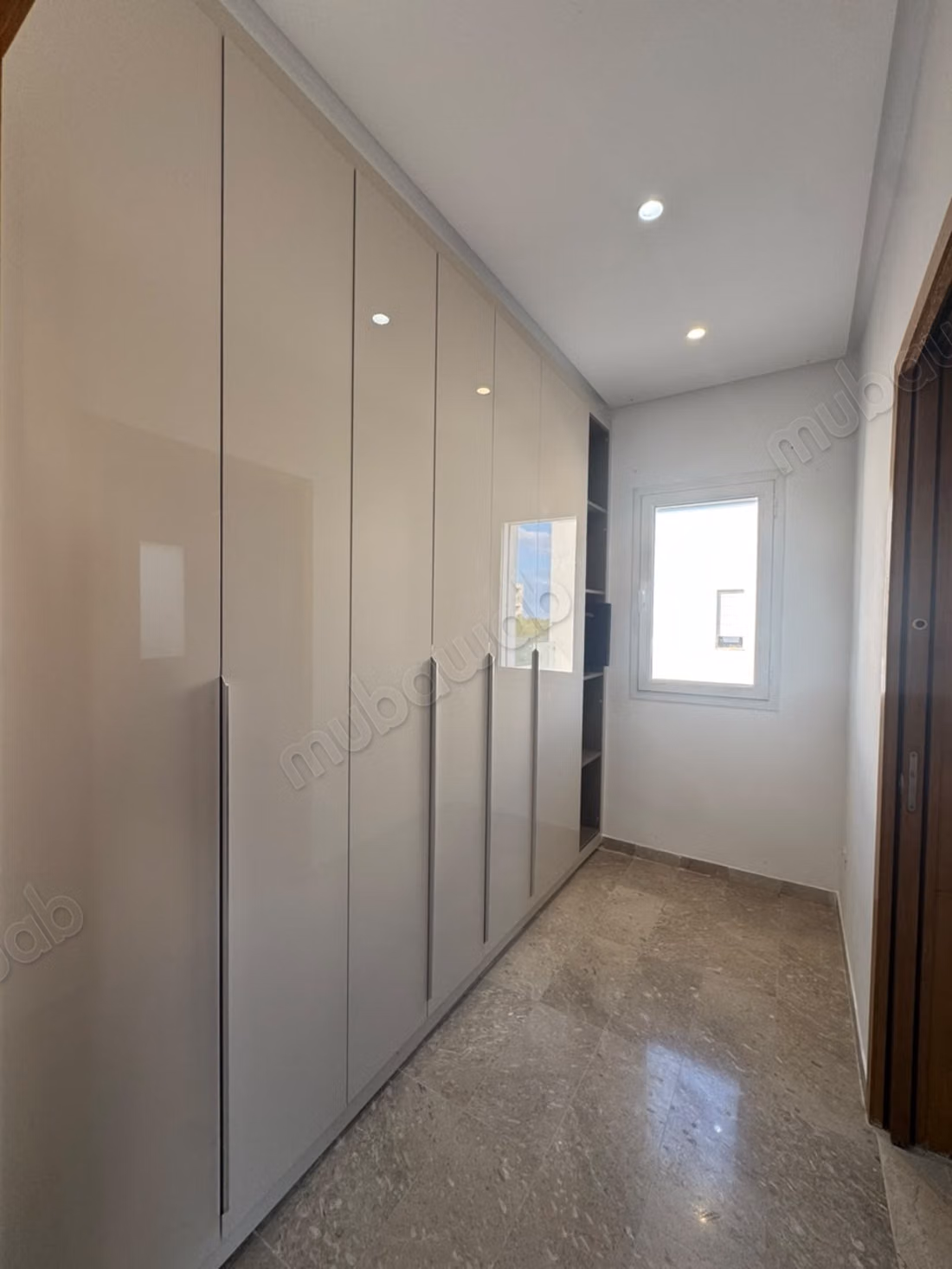 Villa S4 furnished or empty with pool and garden