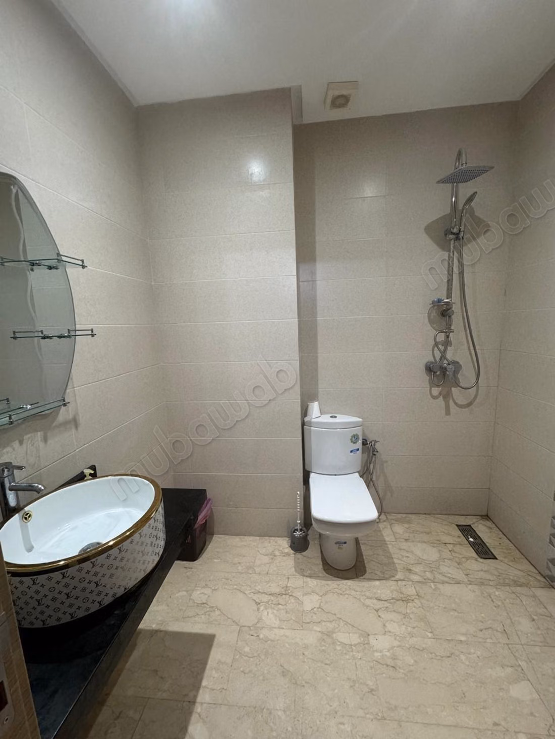 Bel appartement en location à Belvédère. 1 chambre. Bien meublé