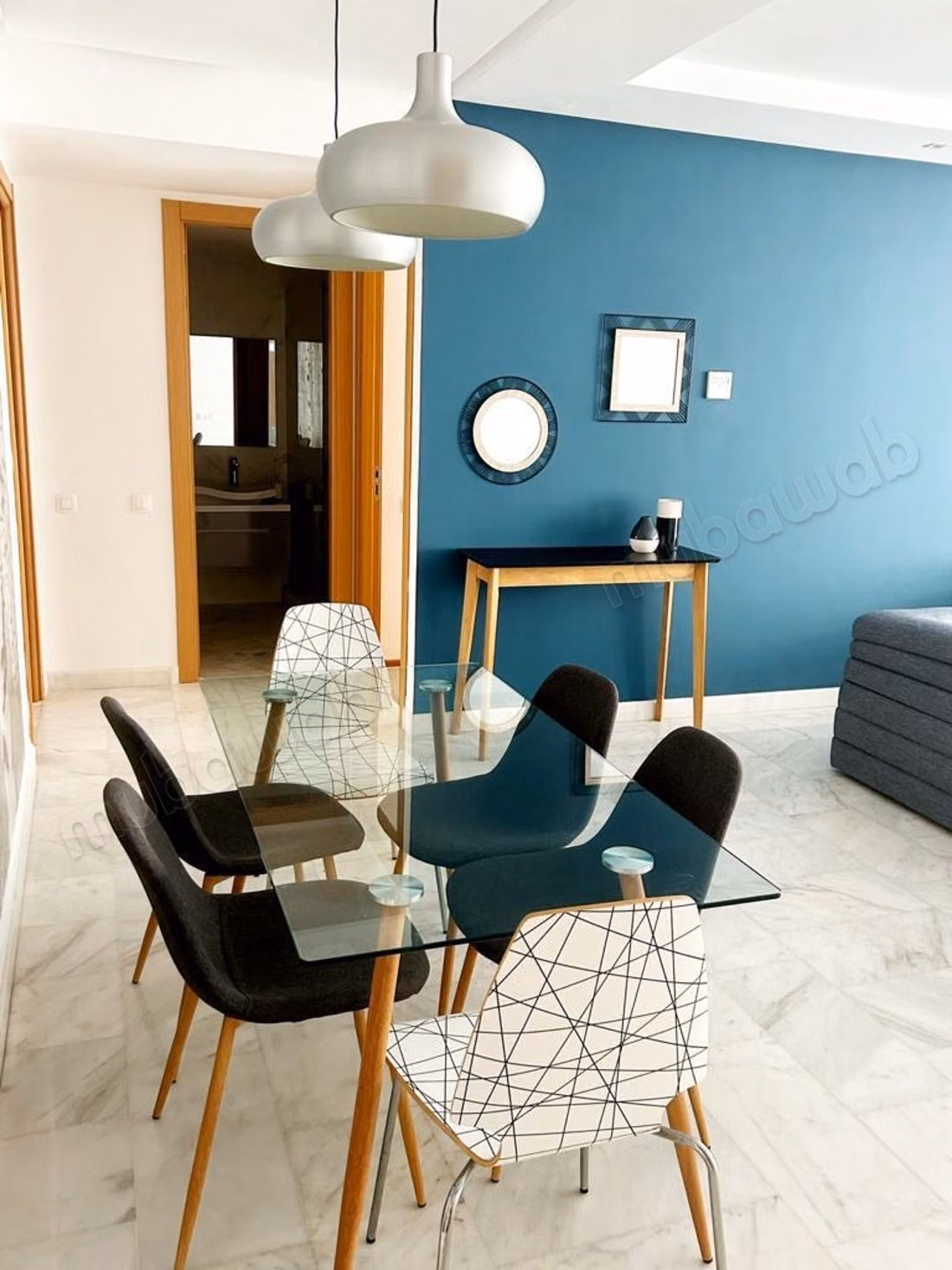 Appartement te huur in Palmier. 2 aangename kamers. Satellietschotel, beveiligde residentie