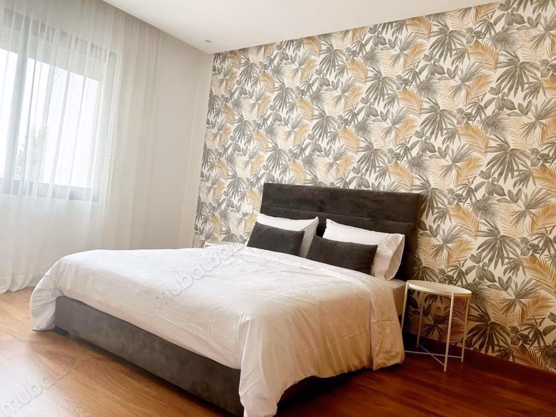 Appartement te huur in Palmier. 2 aangename kamers. Satellietschotel, beveiligde residentie