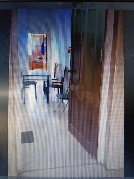 Beautiful apartment for sale in the city center. 3 large rooms. Washing machine