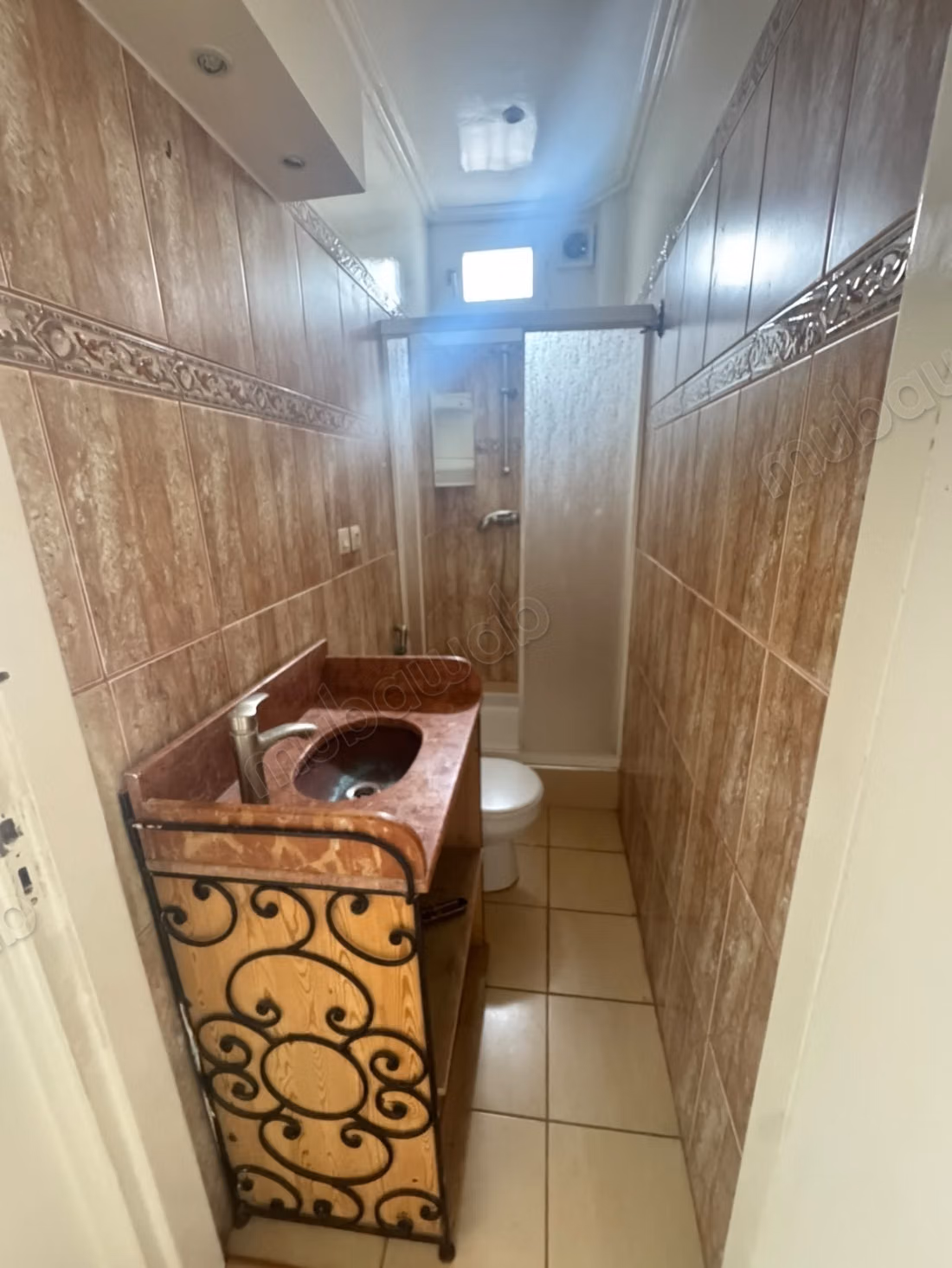 Lege villa te huur - 2 slaapkamers met tuin