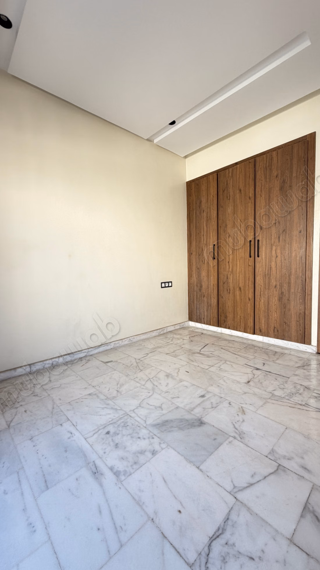 Apartment for rent in Hermitage. 2 beautiful bedrooms. With elevator and terrace