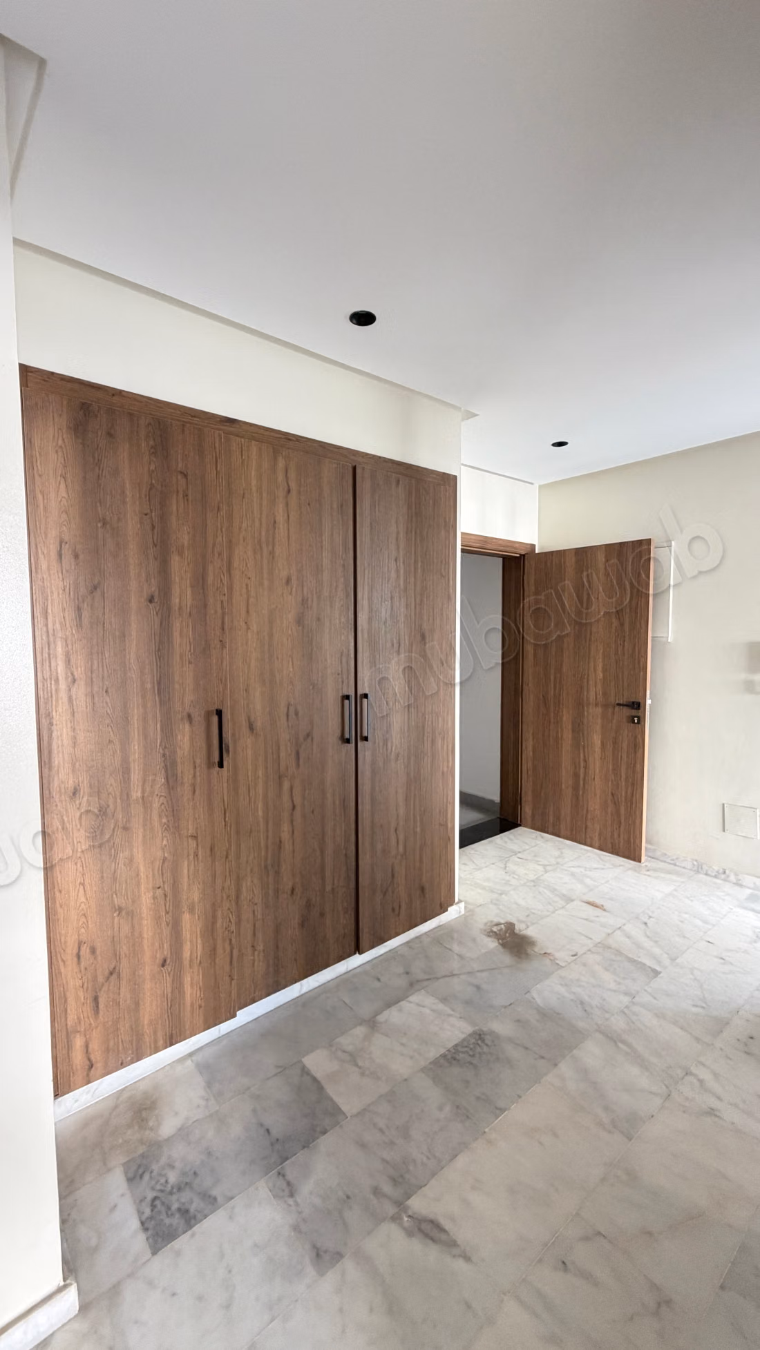 Apartment for rent in Hermitage. 2 beautiful bedrooms. With elevator and terrace