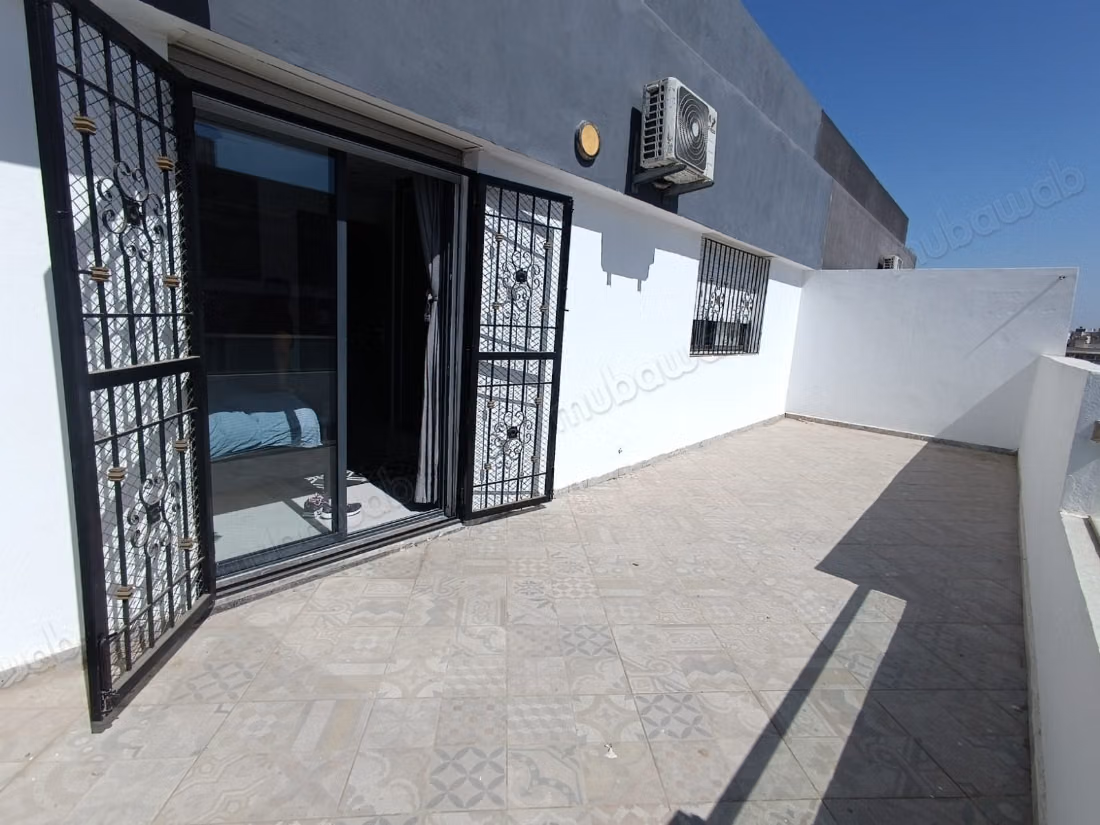 Beautiful apartment with terrace for rent furnished