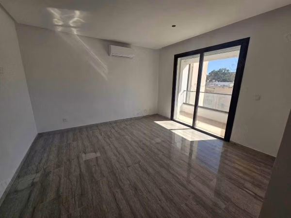 Riadh al Andalous: for rent – new high-end medical office